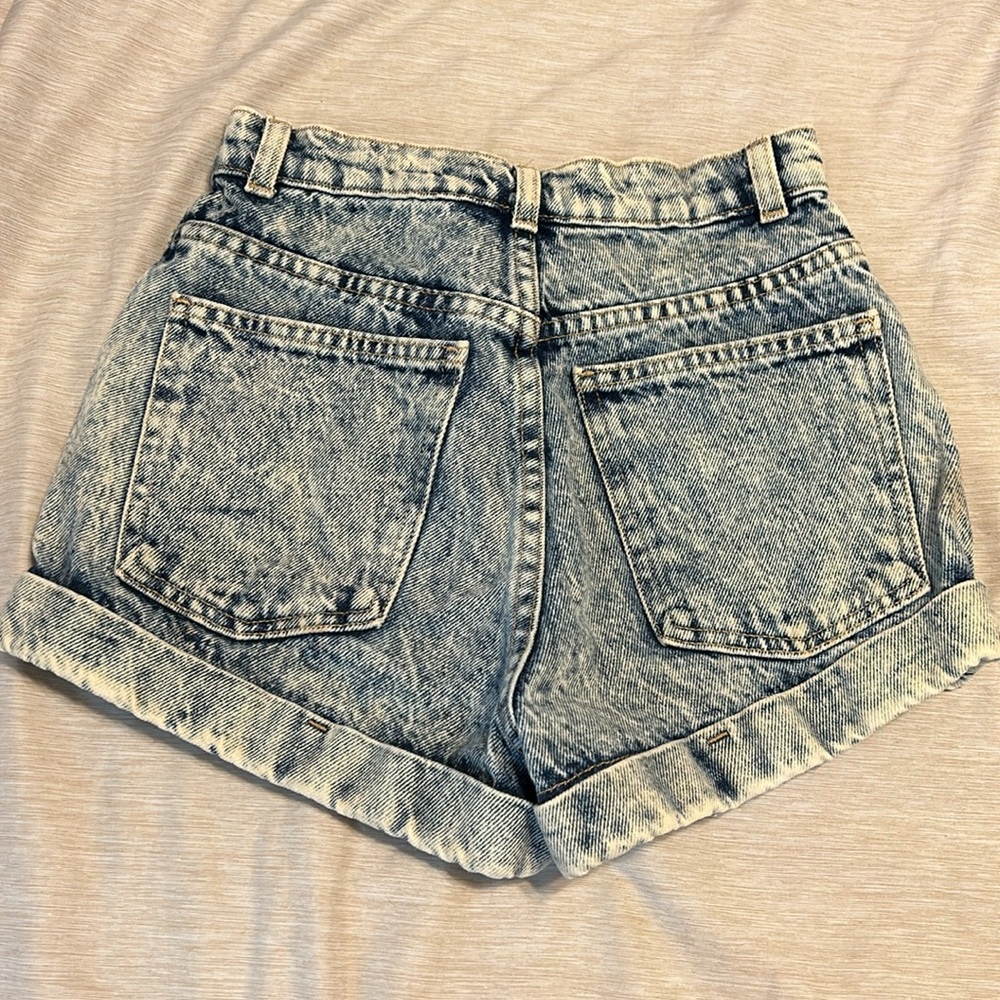 Vintage American Apparel Shorts - Picture 4 of 9